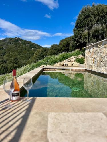 La villa Orso, piscine chauffée , vue panoramique