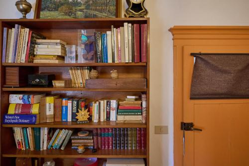 Perpustakaan di rumah percutian