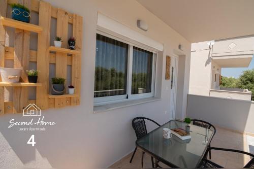 Μπαλκόνι ή βεράντα στο Second Home 