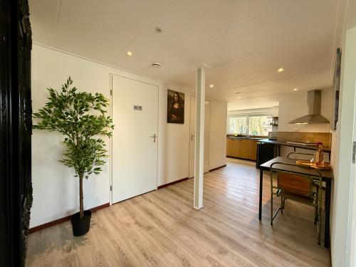 Η κουζίνα ή μικρή κουζίνα στο Holiday Home Vijfhuizen 2pers
