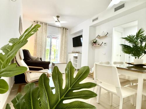 Mi sueño free parking by staycare