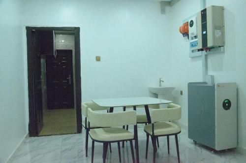 Kuchyň nebo kuchyňský kout v ubytování Ikeserviceapartment