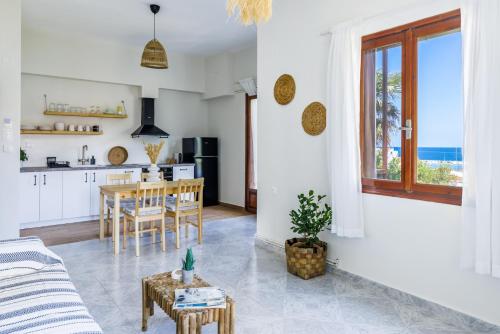 Mahalo Skopelos Suites