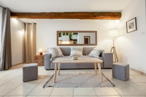 Nézignan l évêque 3km de Pezénas Suit'Appart 70m2