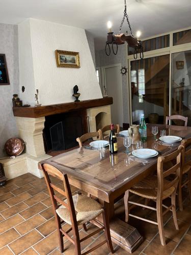 Гостиная зона в Maison de Charme Dordogne - Nature & Randonnées