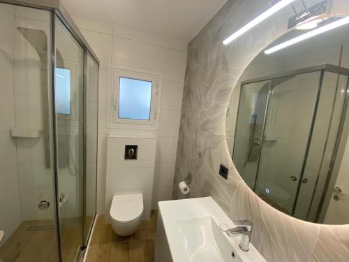 Kostas Lux apartment