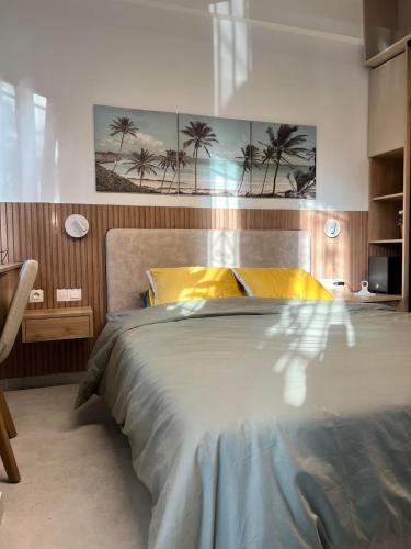 Stylish & Cozy 1 BR in Lycabetus