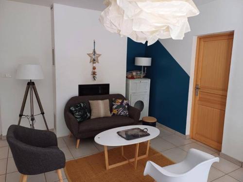 Billede fra billedgalleriet på La forestière avec Jacuzzi pour 6 personnes i Saint-Georges-dʼOléron