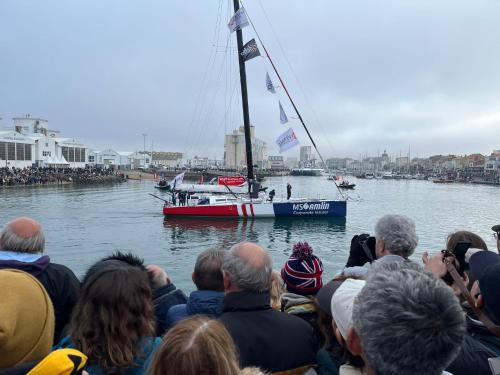 Photo de la galerie de l'établissement Villa 130m2 avec piscine classée 3 étoiles, à Les Sables-dʼOlonne