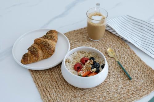 Makanan di atau berdekatan apartmen