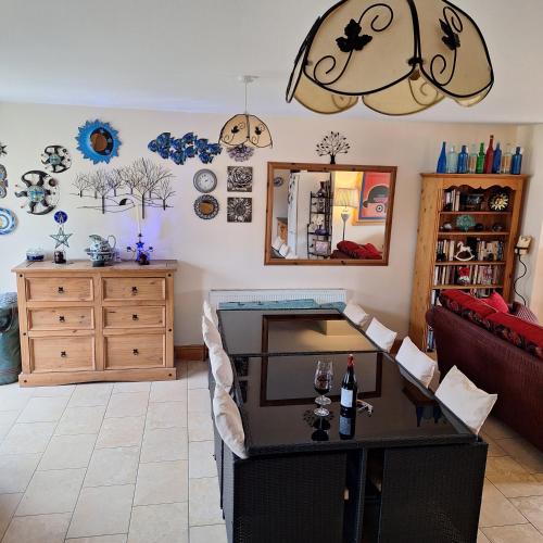 Zona de estar de Lovely Single Room in Listowel Kerry