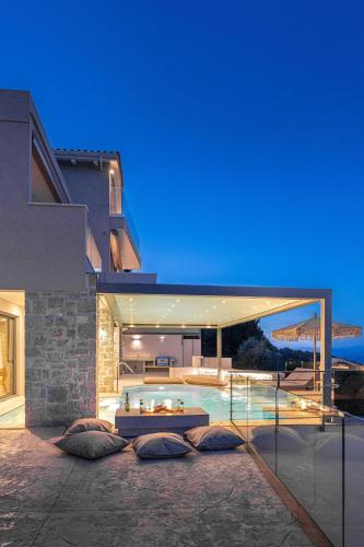 Πισίνα στο ή κοντά στο Isle of View Villa
