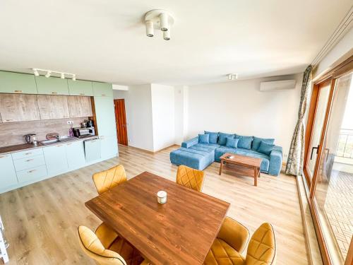 Køkken eller tekøkken på Queen's Lounge