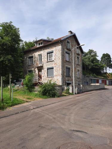 La Bourboule - Étoile des neiges - Appartement refait à neuf - 2 chambres wifi - randonnée la Roche des Fées