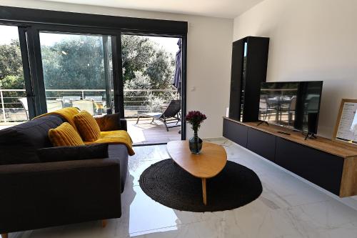 A Serenita - T4 moderne - Terrasse & calme à Bonifacio