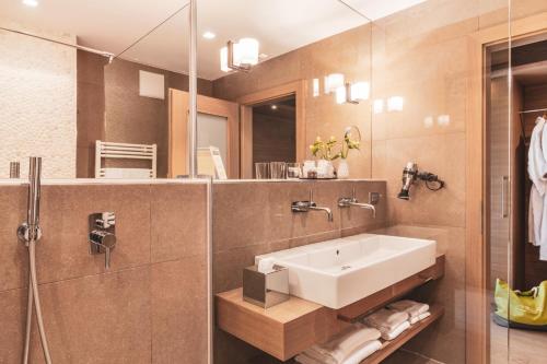 Un baño de Art & Design Hotel Napura
