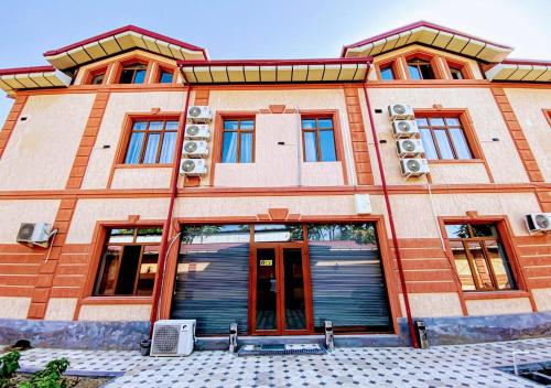 Η πρόσοψη ή η είσοδος του Toshkent Hotel Adress Naqqoshlik 121