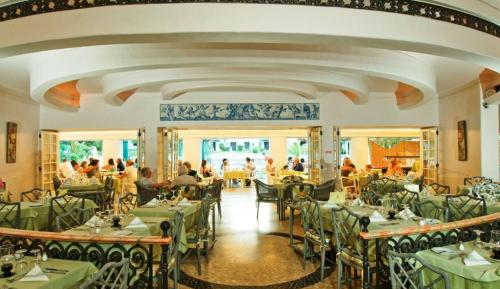 Acolhedor Apt T1, vista piscina , Balaia Golf Village