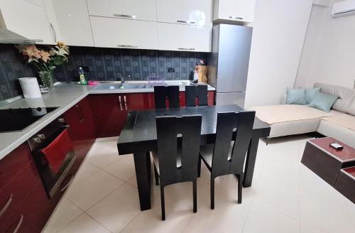 Zdjęcie z galerii obiektu Balcony view we Wlorze