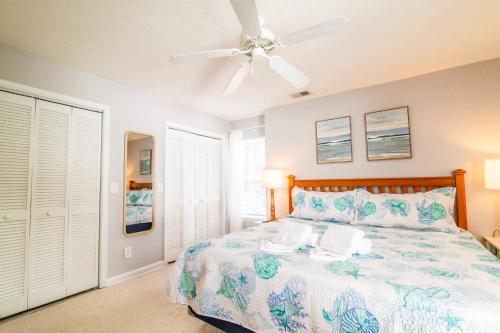 Blue Wave Retreat in Heart of Myrtle Beach photo 23