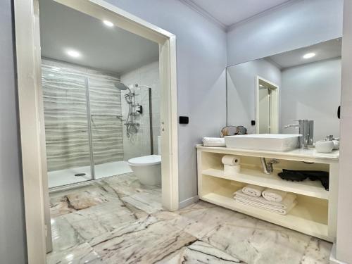 Bright apartment near Bolhao metro station