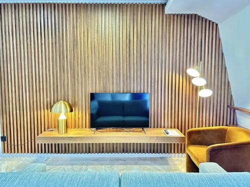 Bright apartment near Bolhao metro station