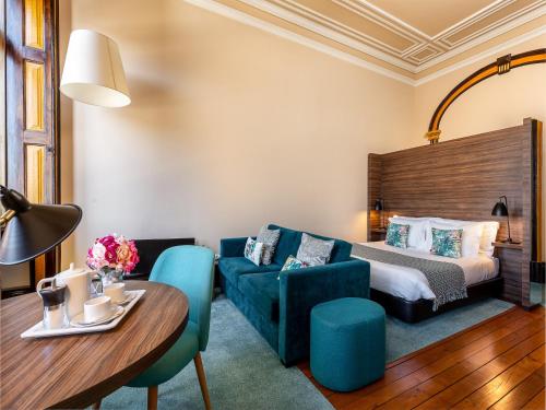 Well-maintained air conditioned studio in Porto