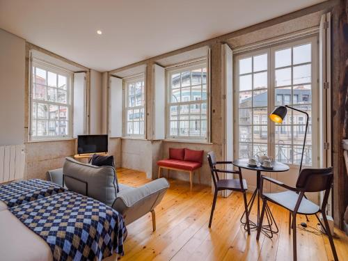 Pretty apartment with modern comforts