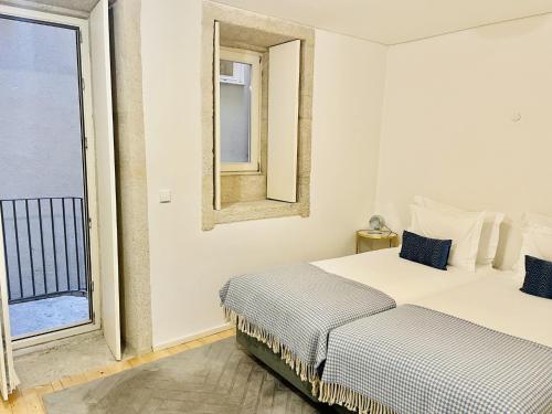 Stylish Porto escape with essential comforts