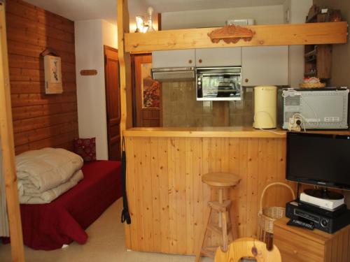 Apartment in Linga with mountain views