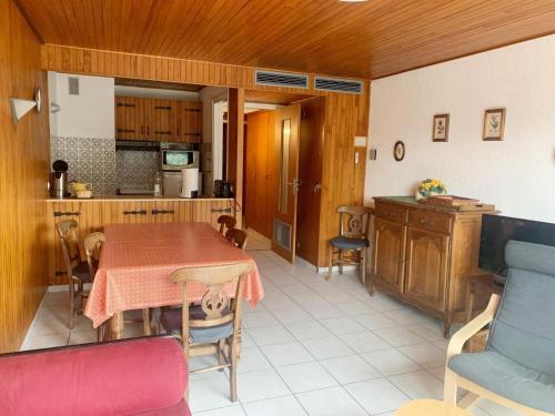 Apartment in Chatel with ski locker