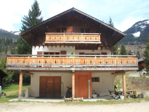 Apartment with parking in Chatel