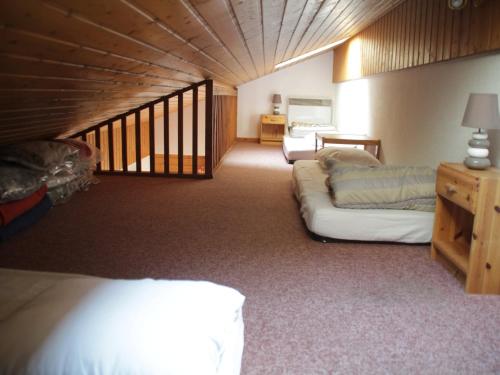 Apartment with Abondance Valley views
