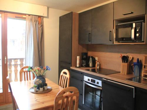 Apartment in Chatel near River