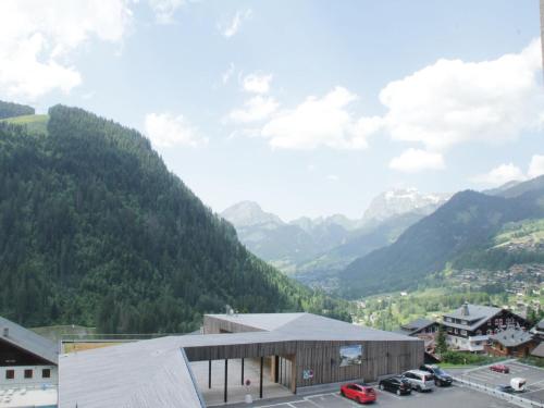 Apartment with private garage in Chatel