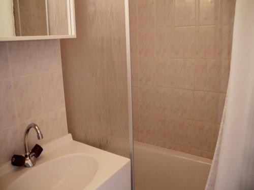 Forsythia Apartment for 4 people