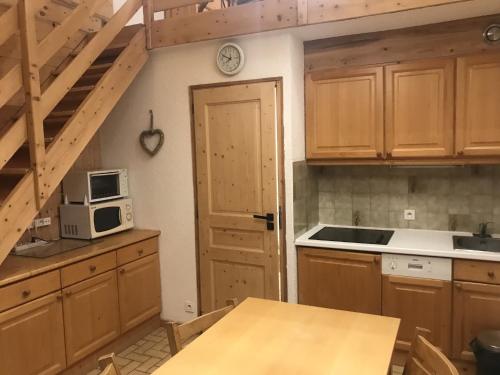 Apartment in Chatel with balcony