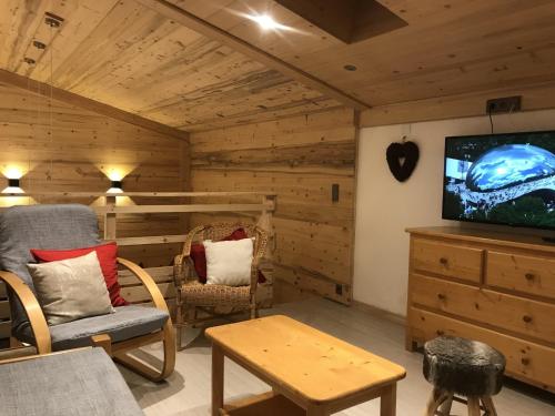 Apartment in Chatel with balcony