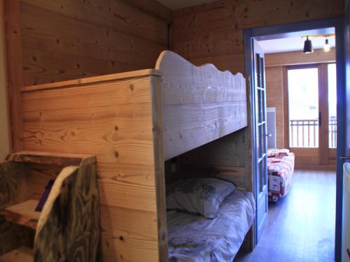 Apartment near free shuttle stop