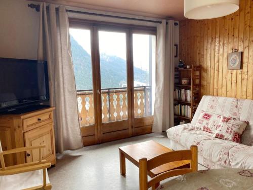 Apartment near centre Chatel with balcony