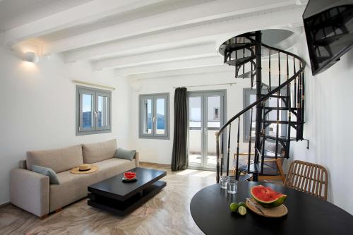 Khu vực ghế ngồi tại ArmonOia Suites