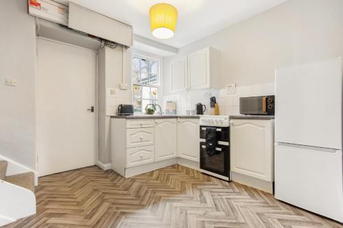 Dapur atau dapur kecil di Brathay Hall - Brathay Trust