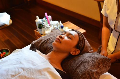 Hosté ubytování Kupu Kupu Jimbaran Beach Hotel & Spa by L’Occitane