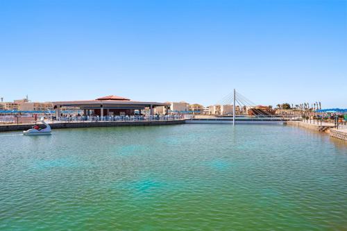 Albatros Makadi Resort - 24 HRS All Inclusive — Swimming pool