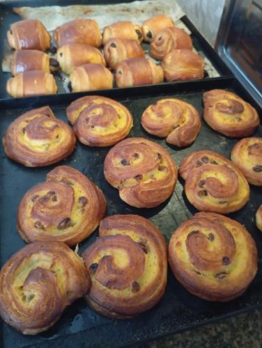 a bunch of pastries sitting on a tray at BB Il benvenuto in Loreto