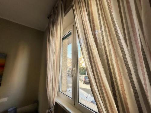 Vatican Comfortable 5 Bedroom Flat - 6 min METRO A by ORPI RENT