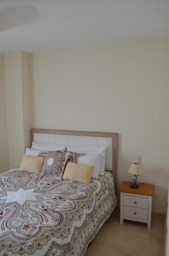 Estepona Beach Frontline Deluxe 3BR Condo photo 2