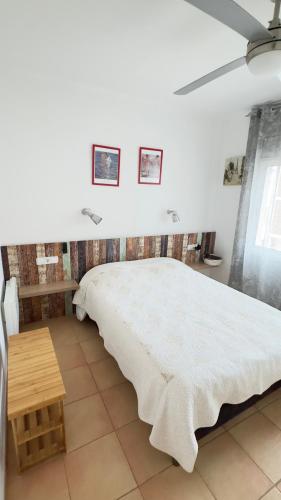 Letto o letti in una camera di Casa ANNA - clim,2 chambres, 50 m plage, terrasse 16m2, Wifi