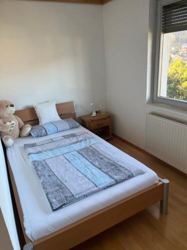 Postel nebo postele na pokoji v ubytování Alpenblick Trofaiach