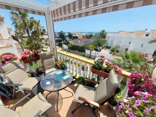 Apartment near beach, 3 bedrooms, garage